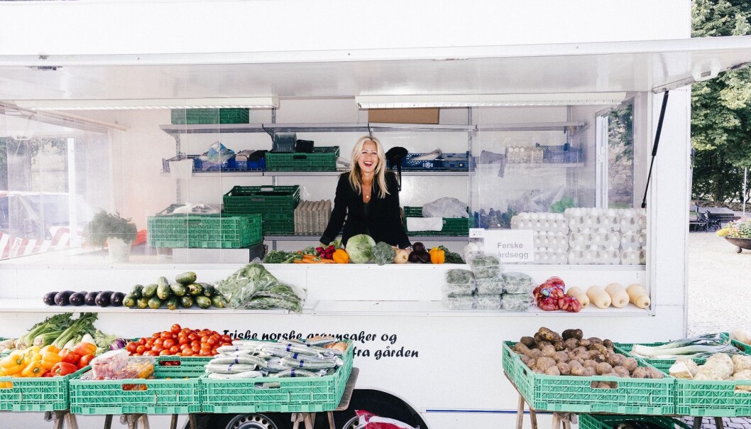 – Ferieslutt er en fin anledning til å innføre gode vaner, men det er godt nok å spise vanlig, variert og sunn mat, sier ernæringsfysiolog og forsker Elisabeth Lind Melbye. (Foto: Asbjørn Jensen) – Ferieslutt er en fin anledning til å innføre gode vaner, men det er godt nok å spise vanlig, variert og sunn mat, sier ernæringsfysiolog og forsker Elisabeth Lind Melbye. (Foto: Asbjørn Jensen)
