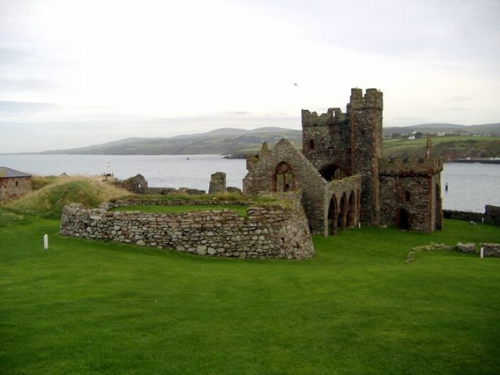 Den gamle katedralen i Peel på Isle of Man. (Foto: Kevin Rothwell/CC BY-SA 2.0) Den gamle katedralen i Peel på Isle of Man. (Foto: Kevin Rothwell/CC BY-SA 2.0)