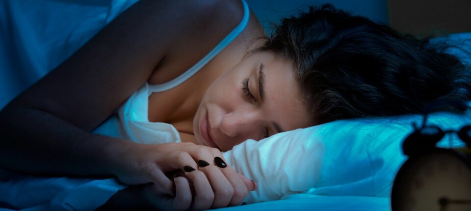 En forskning.no-leser spør om det er mer vanlig å få mareritt når vi sover på venstre side. Søvnforsker Ståle Pallesen forteller at det kan stemme. (Foto: Shutterstock /NTB Scanpix)