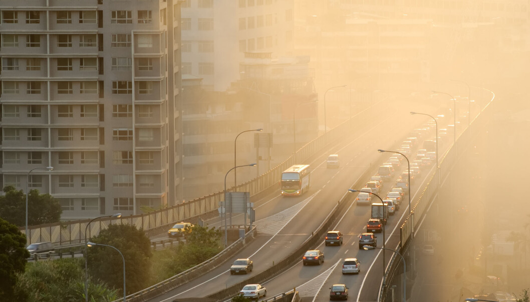 Forurensing har maskert, eller skjult, deler av oppvarmingen fra utslipp av klimagasser. Det forteller en av forfatterne bak en ny studie. (Illustrasjonsfoto: elwynn / Shutterstock / NTB scanpix) Forurensing har maskert, eller skjult, deler av oppvarmingen fra utslipp av klimagasser. Det forteller en av forfatterne bak en ny studie. (Illustrasjonsfoto: elwynn / Shutterstock / NTB scanpix)