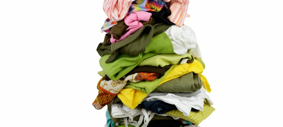 Hvis du skulle gjette, hvor mange klesplagg har du i skapet? De fleste av oss vet ikke.  (Foto: Colourbox)