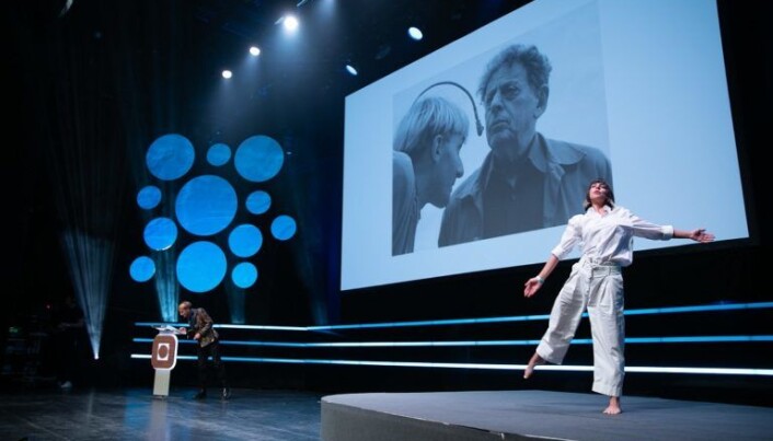 Moon Ribas danser til et jordskjelv som bare hun kunne kjenne. (Foto: Kai T. Dragland, NTNU) Moon Ribas danser til et jordskjelv som bare hun kunne kjenne. (Foto: Kai T. Dragland, NTNU)