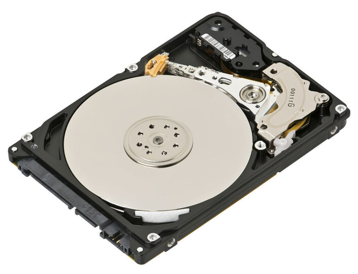 Dette er en tradisjonell magnetisk harddisk fra en bærbar datamaskin. (Foto: Evan Amos/CC BY-SA 3.0) Dette er en tradisjonell magnetisk harddisk fra en bærbar datamaskin. (Foto: Evan Amos/CC BY-SA 3.0)