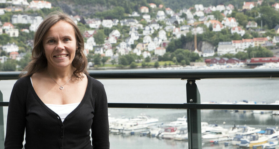 Førsteamanuensis Ingunn Barmen Tysnes ved sosionomutdanningen ved Høgskolen i Bergen har intervjuet 17 ungdommer om hvordan de opplevde den siste tiden på barnevernsinstitusjon og overgangen til voksenlivet. (Foto: HiB)