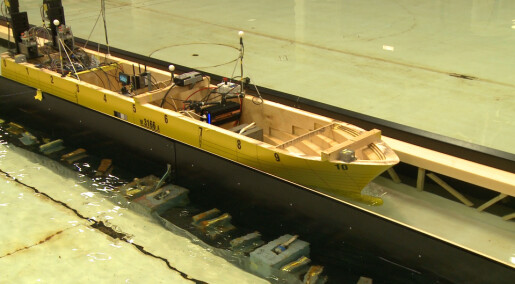 Tester skip i verdens første skipstunnel Tester skip i verdens første skipstunnel