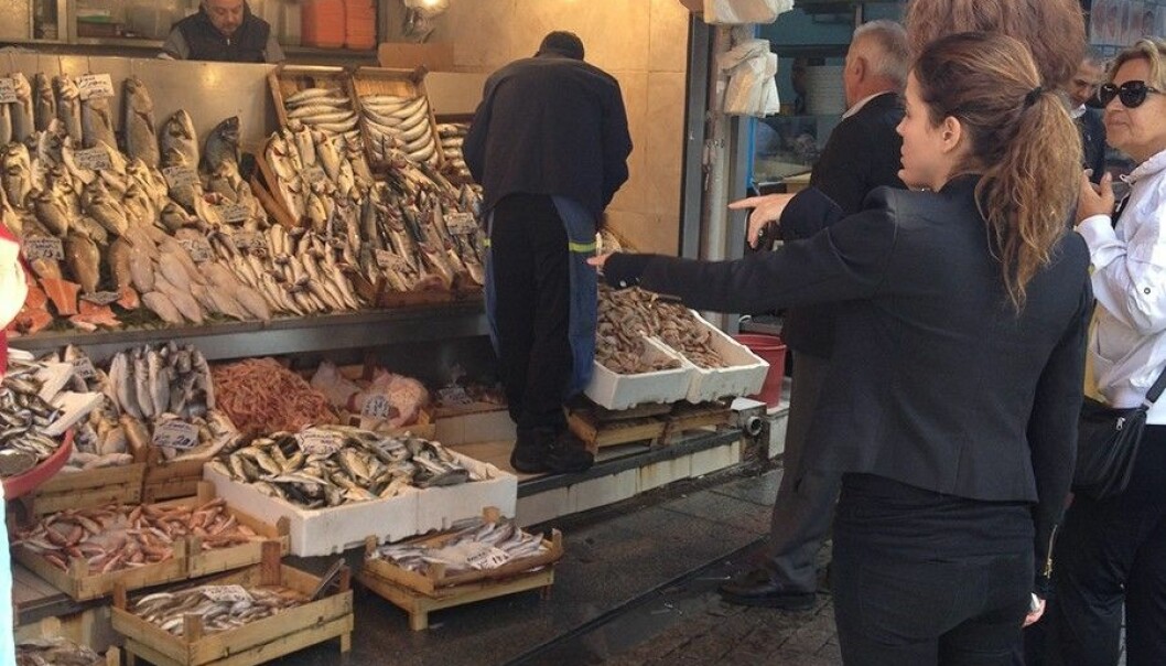 Slik skal norsk fisk selges i Tyrkia