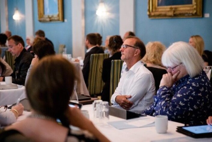 Knut Patrick Hanveik og Hilde Hærnes på konferanse om den nye lærerutdanningen fredag 17. juni. (Foto: Henriette Dæhli) Knut Patrick Hanveik og Hilde Hærnes på konferanse om den nye lærerutdanningen fredag 17. juni. (Foto: Henriette Dæhli)