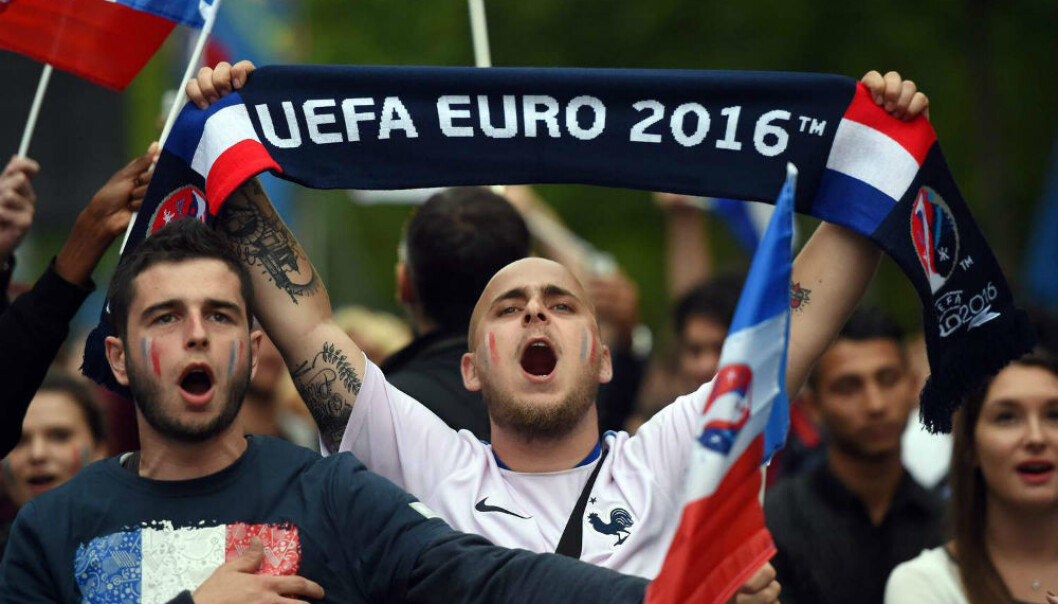 Den franske nasjonalsangen «Marseillaisen» ble laget etter den franske revolusjon, og skulle vise at staten klarte seg selv etter å ha kastet eneveldet på porten, forklarer forsker. (Foto: Remy Gabalda/ AFP PHOTO/NTB Scanpix) Den franske nasjonalsangen «Marseillaisen» ble laget etter den franske revolusjon, og skulle vise at staten klarte seg selv etter å ha kastet eneveldet på porten, forklarer forsker. (Foto: Remy Gabalda/ AFP PHOTO/NTB Scanpix)