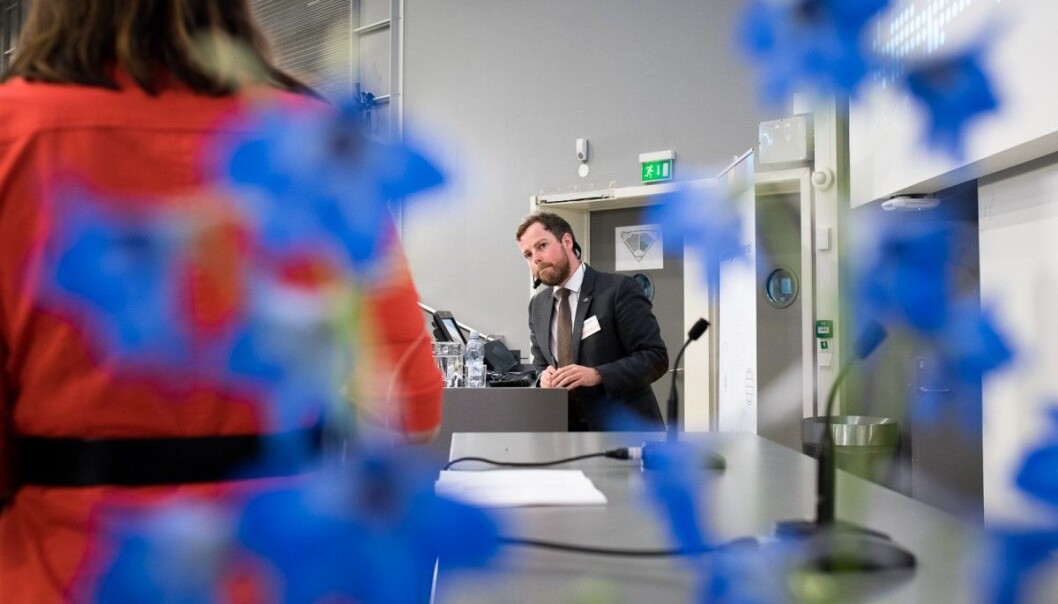 Torbjørn Røe Isaksen vil se på pengestrømmen i Forskningsrådet. Marianne Aasen spør om nye forslag allerede skal komme i statsbudsjettet som blir lagt fram til høsten. (Foto: Skjalg Bøhmer Vold/Khrono) Torbjørn Røe Isaksen vil se på pengestrømmen i Forskningsrådet. Marianne Aasen spør om nye forslag allerede skal komme i statsbudsjettet som blir lagt fram til høsten. (Foto: Skjalg Bøhmer Vold/Khrono)