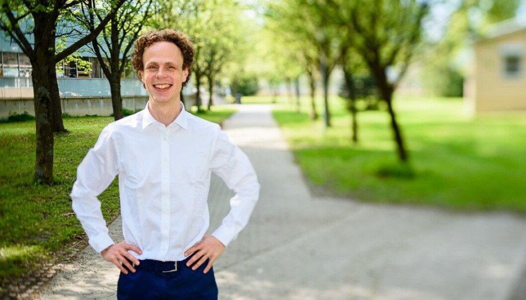 Nikolaj Kunøe hater ordet «statistisk signifikans». – Det betyr at noe kan være betydningsfullt, men derfor må det jo ikke være slik. Men skuffende ofte brukes det fortsatt sånn, sier han. (Foto: UiO, Øystein H. Horgmo ) Nikolaj Kunøe hater ordet «statistisk signifikans». – Det betyr at noe kan være betydningsfullt, men derfor må det jo ikke være slik. Men skuffende ofte brukes det fortsatt sånn, sier han. (Foto: UiO, Øystein H. Horgmo )