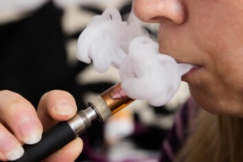 Forskning på e-sigaretter spriker. Noen tyder på at også de er helseskadelige. (Foto: Shutterstock/NTB Scanpix)