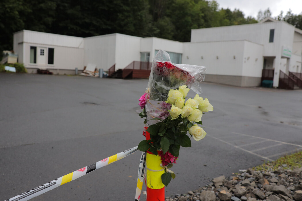 I helgen ble moskeen Al-Noor Islamic Centre i Bærum angrepet av en enslig høyreekstremist. Forskere mener det er stor sannsynlighet for lignende angrep i framtiden. (Foto: Ørn E. Borgen / NTB scanpix) I helgen ble moskeen Al-Noor Islamic Centre i Bærum angrepet av en enslig høyreekstremist. Forskere mener det er stor sannsynlighet for lignende angrep i framtiden. (Foto: Ørn E. Borgen / NTB scanpix)