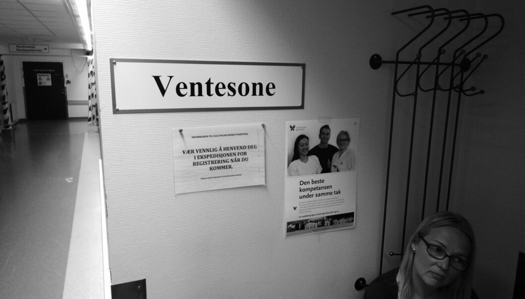 Mange pasienter blir innkalt til en time på poliklinikken uten at behandlingen de ble henvist til egentlig kommer i gang. Det koster mindre for sykehuset, men mer for pasienten og samfunnet, ifølge forsker. (Foto: Thorfinn Bekkelund, Samfoto, NTB scanpix) Mange pasienter blir innkalt til en time på poliklinikken uten at behandlingen de ble henvist til egentlig kommer i gang. Det koster mindre for sykehuset, men mer for pasienten og samfunnet, ifølge forsker. (Foto: Thorfinn Bekkelund, Samfoto, NTB scanpix)