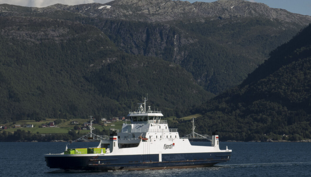 Kommunesamanslåing er tenkt å vere med å fremje realisering av ei rad vegprosjekt, mellom anna riksveg 5 med ny bru over Sognefjorden. Nokre av prosjekta er svært omfattande og kostnadskrevjande – som rimelegvis vil føre med seg ei stor auke i den lokale vegtrafikken, skriv Carlo Aall. (Foto: Paul Kleiven / NTB scanpix) Kommunesamanslåing er tenkt å vere med å fremje realisering av ei rad vegprosjekt, mellom anna riksveg 5 med ny bru over Sognefjorden. Nokre av prosjekta er svært omfattande og kostnadskrevjande – som rimelegvis vil føre med seg ei stor auke i den lokale vegtrafikken, skriv Carlo Aall. (Foto: Paul Kleiven / NTB scanpix)