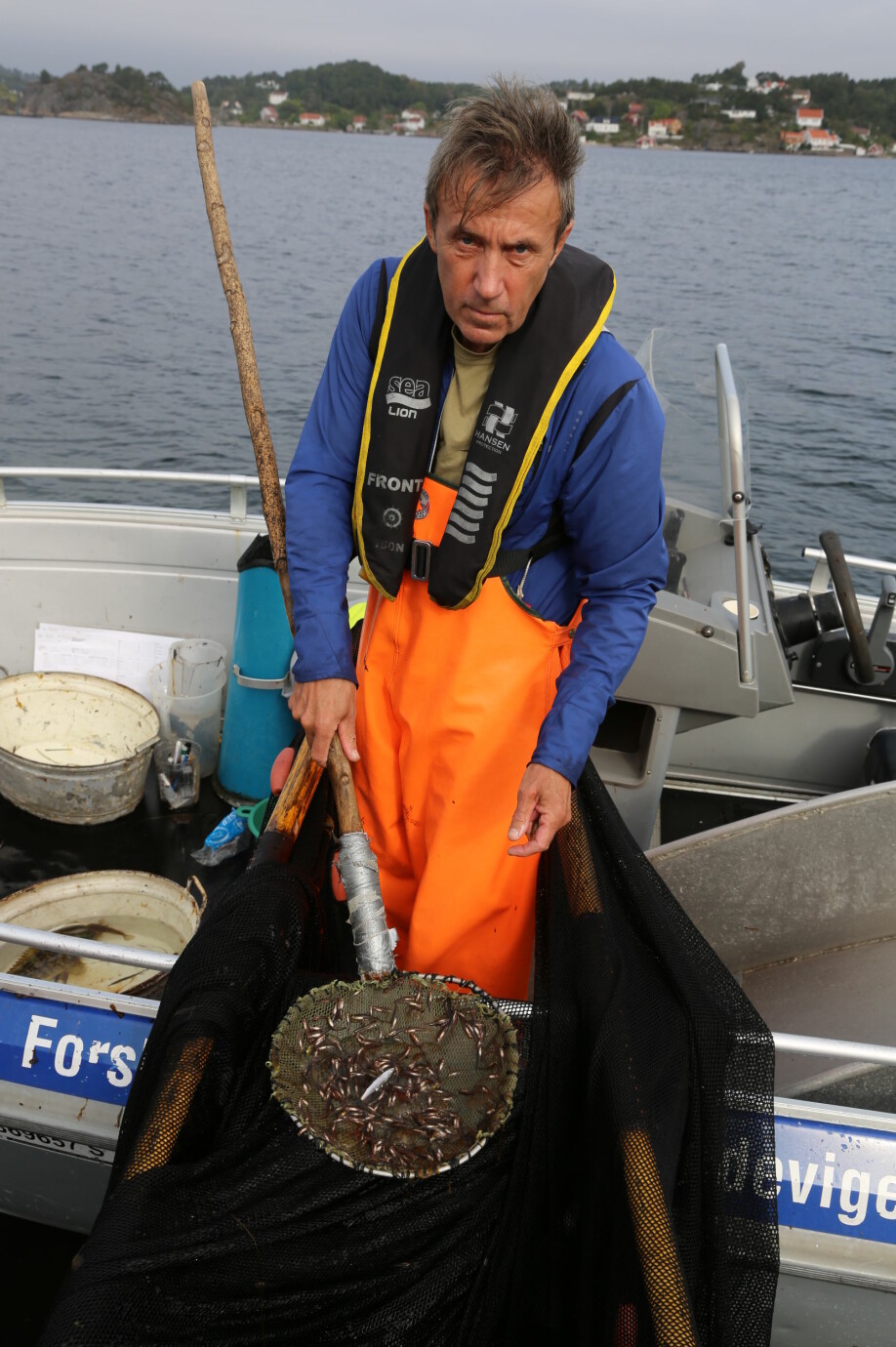 Havforsker Tore Johannessen ser stadig mindre av favorittmaten til torskeyngelen. (Foto: Espen Bierud / Havforskningsinstituttet)