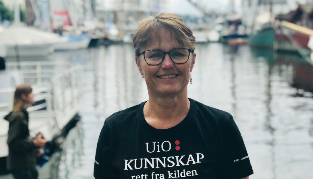 – Arendalsuka har lagt vekt på likhet. Det er jo en fin målsetting. Men det er jo faktisk ikke slik at selv om du gir alle en lik arena, så blir det helt likt for alle, mener Eli Skogerbø. Hun er professor ved Institutt for medier og kommunikasjon ved Universitetet i Oslo og leder et forskningsprosjekt på Arendalsuka. – Arendalsuka har lagt vekt på likhet. Det er jo en fin målsetting. Men det er jo faktisk ikke slik at selv om du gir alle en lik arena, så blir det helt likt for alle, mener Eli Skogerbø. Hun er professor ved Institutt for medier og kommunikasjon ved Universitetet i Oslo og leder et forskningsprosjekt på Arendalsuka.