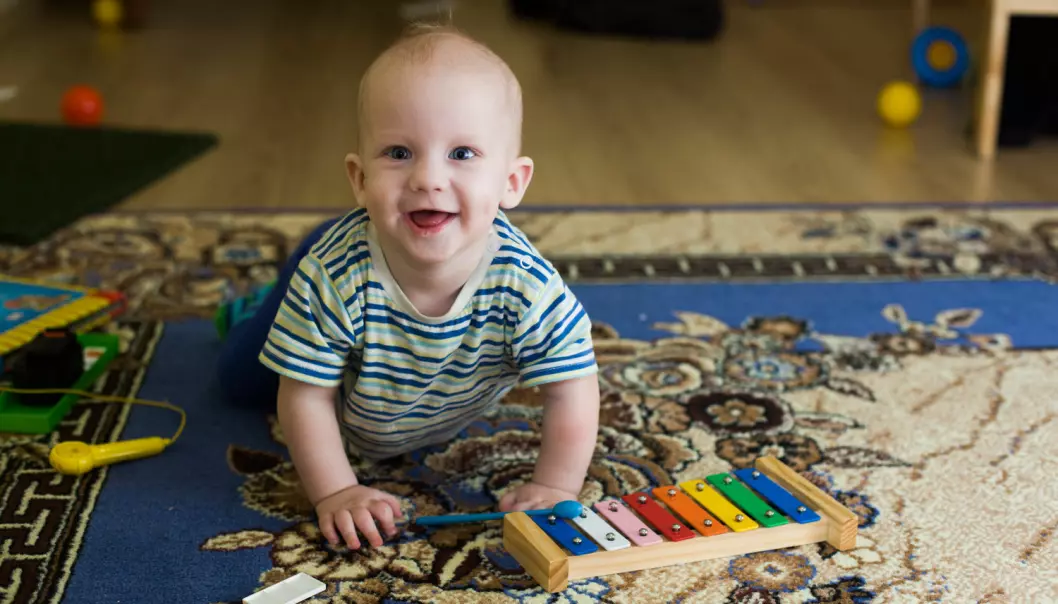 Kan barn bli bedre på å lære språk ved å leke til musikk? (Illustrasjonsbilde: Shutterstock/NTB Scanpix)
