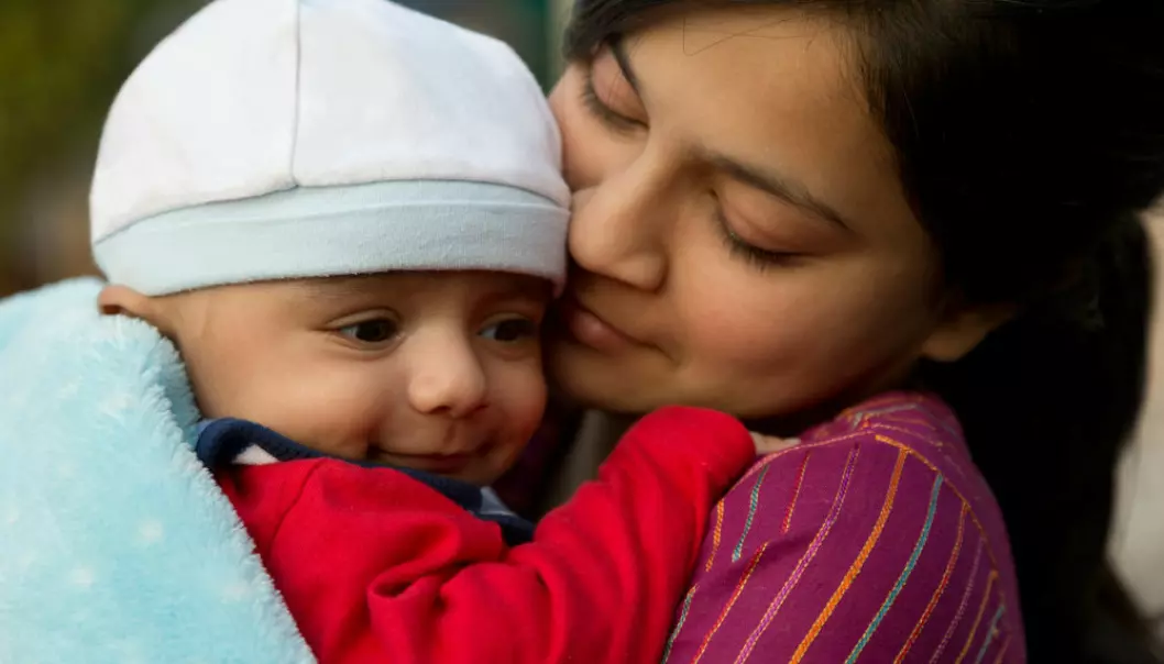 De norsk-pakistanske mødrene i Ida Erstads studie er opptatt av at sønnene deres skal lære seg å bidra i hjemmet. På sikt ser de for seg at sønnene dermed blir ektemenn som gir sine koner muligheter de selv ikke har hatt. (Illustrasjonsfoto: Rehan Qureshi/Shutterstock/NTB scanpix)