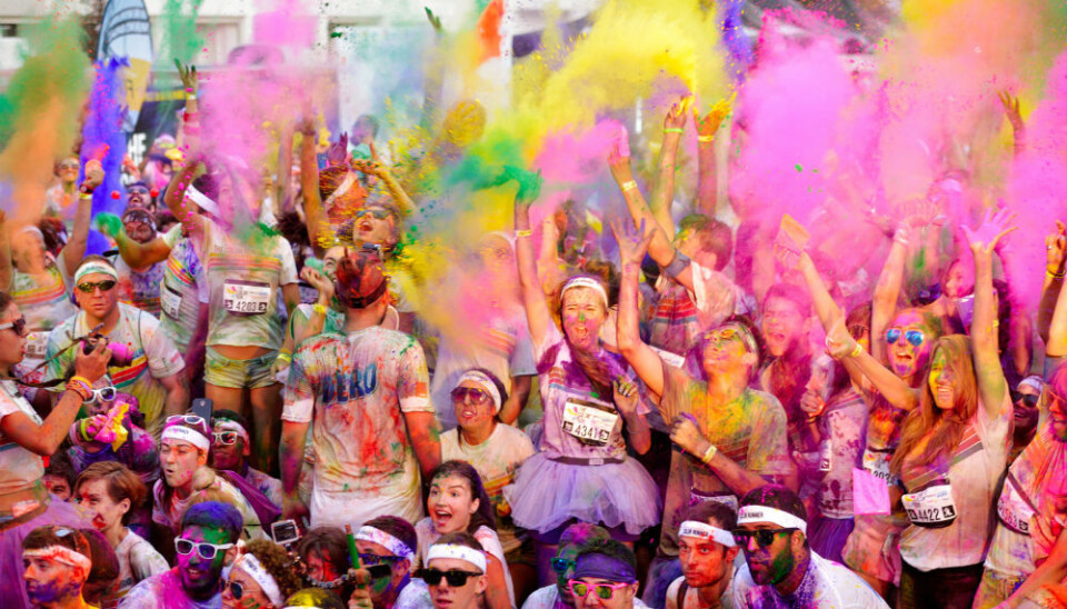 Deltakere fra det såkalte Color run i Romania – en feiring av helse og treningsglede. (Foto: aaltair/Shutterstock/NTB scanpix.)