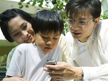“Speaking” with a mobile phone is already commonplace for many people. (Photo: Colourbox) “Speaking” with a mobile phone is already commonplace for many people. (Photo: Colourbox)