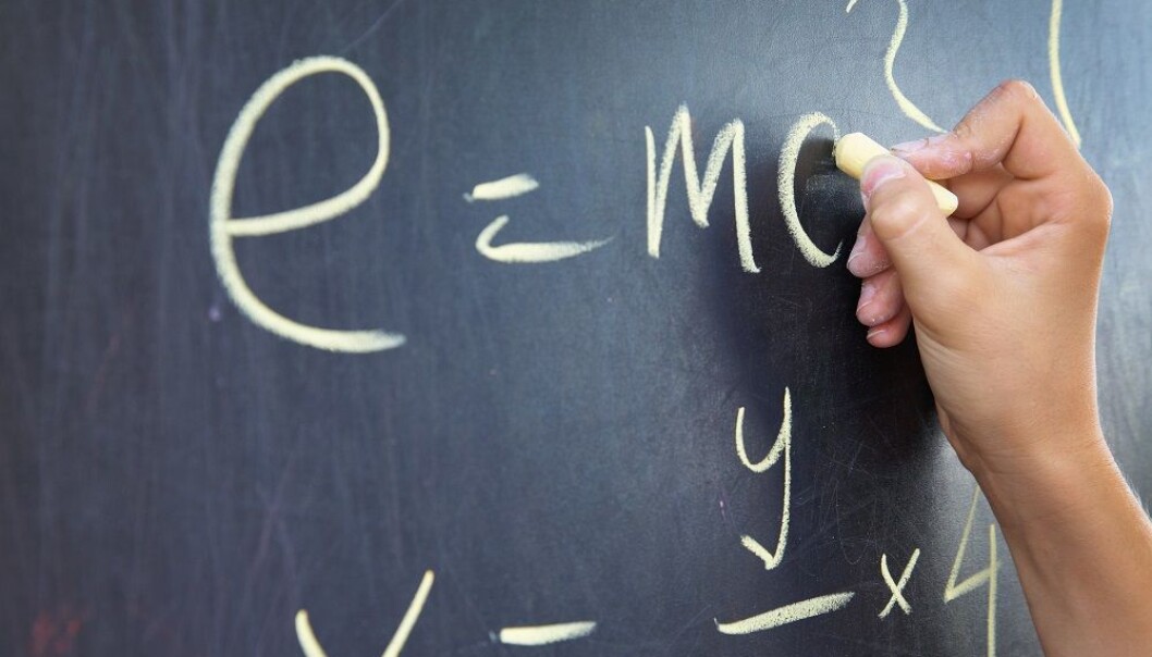 Hvordan behandler hjernen matematikk og språk? Det har forskere forsøkt å finne ut. (Foto: Colourbox) Hvordan behandler hjernen matematikk og språk? Det har forskere forsøkt å finne ut. (Foto: Colourbox)