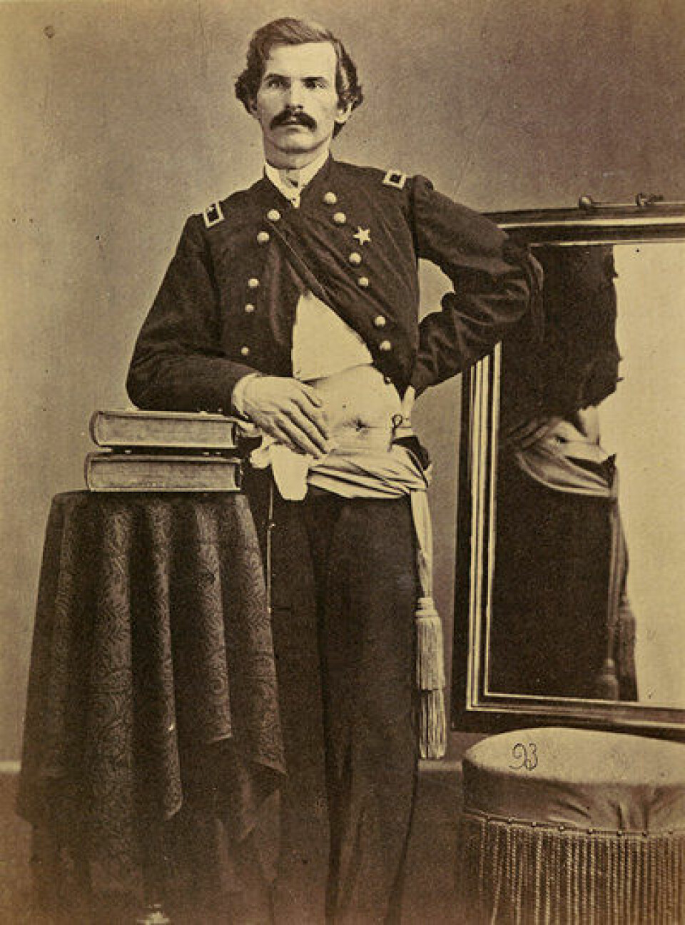 General Henry Barnum, rammet av skudd i 1862, fotografert i 1865. (Foto: Otis Historical Archives, National Museum of Health and Medicine)