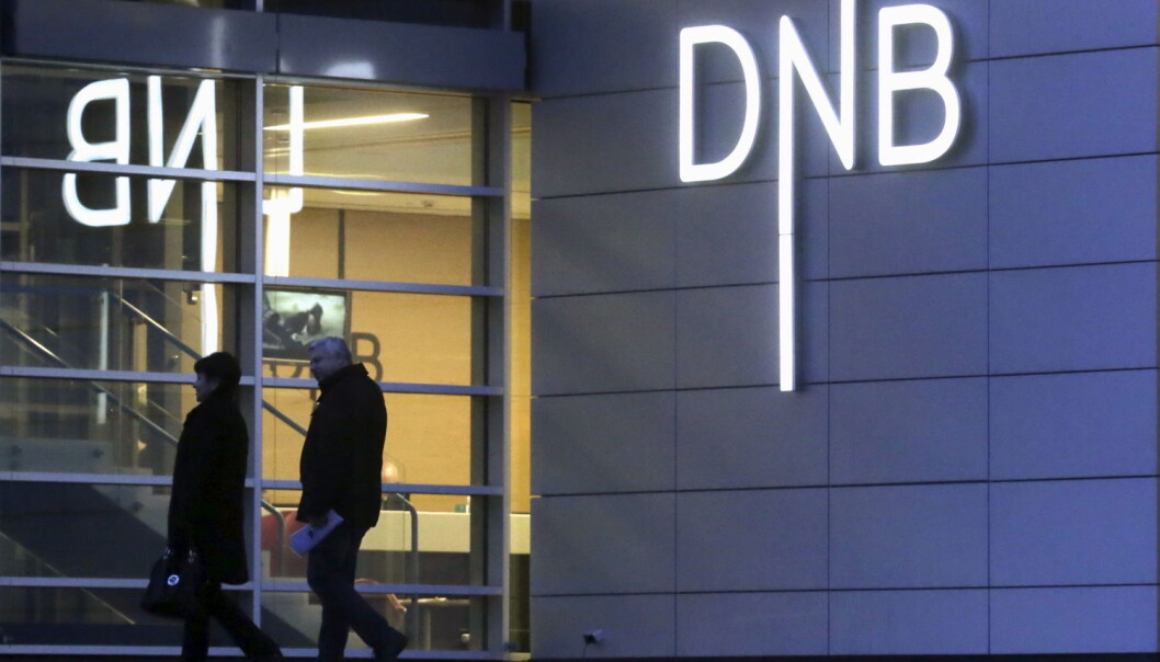 Bankene tjener penger på å tilby store lån, men bare hvis de som låner kan betale dem tilbake. Derfor er de blitt eksperter på å anslå hvor stort lån forbrukerne tåler. (Foto: Ints Kalnins, Reuters, NTB scanpix) Bankene tjener penger på å tilby store lån, men bare hvis de som låner kan betale dem tilbake. Derfor er de blitt eksperter på å anslå hvor stort lån forbrukerne tåler. (Foto: Ints Kalnins, Reuters, NTB scanpix)