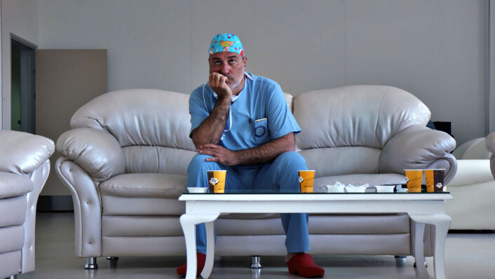 Seks av de åtte pasientene som fikk kunstige luftstruper, er døde. (Foto: Lars Granstrand, «Dokument inifrån: Experimenten»/SVT Play) Seks av de åtte pasientene som fikk kunstige luftstruper, er døde. (Foto: Lars Granstrand, «Dokument inifrån: Experimenten»/SVT Play)