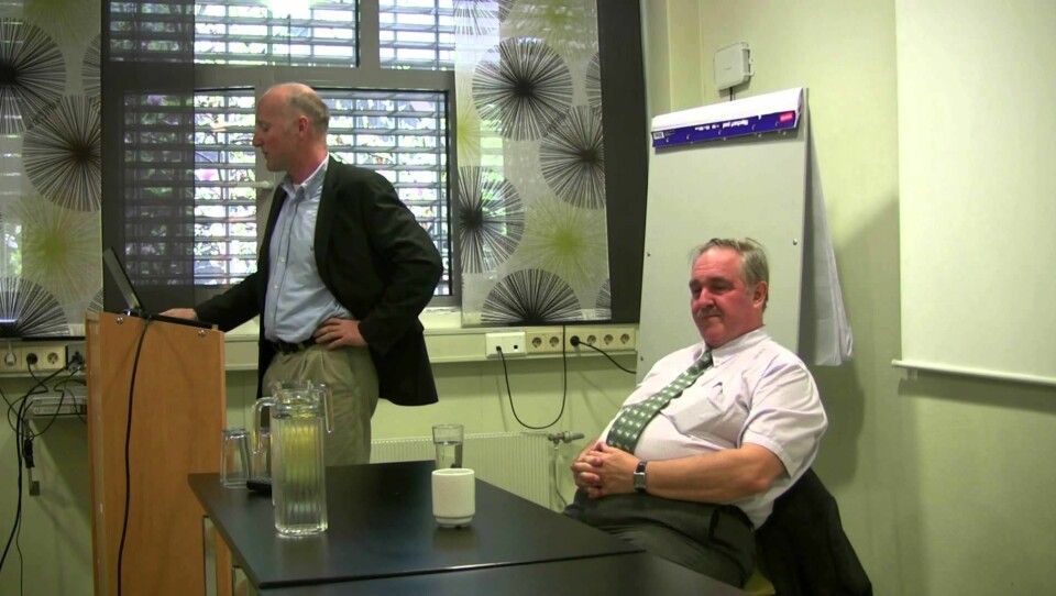 I 2013 introduserte professor Jørgen Bramness en av de mektigste aktørene i psykedelikanettverket, professor David Nutt til en debatt om rusforskningen. (Foto: fra YouTube)