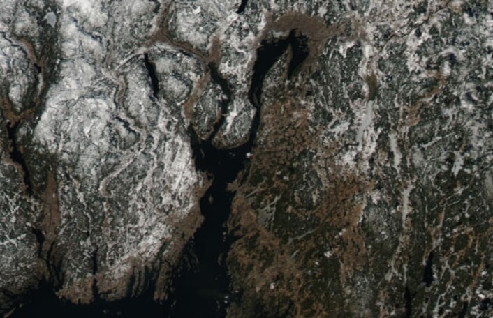 Et eksempel på fint påskevær. (Bilde: NASA Aqua MODIS) Et eksempel på fint påskevær. (Bilde: NASA Aqua MODIS)