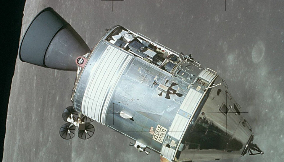 Kommandodelen av Apollo-romfartøyet. Dette er et bilde av Apollo 15-fartøyet i bane rundt månen, tatt av månelanderen. (Foto: NASA)