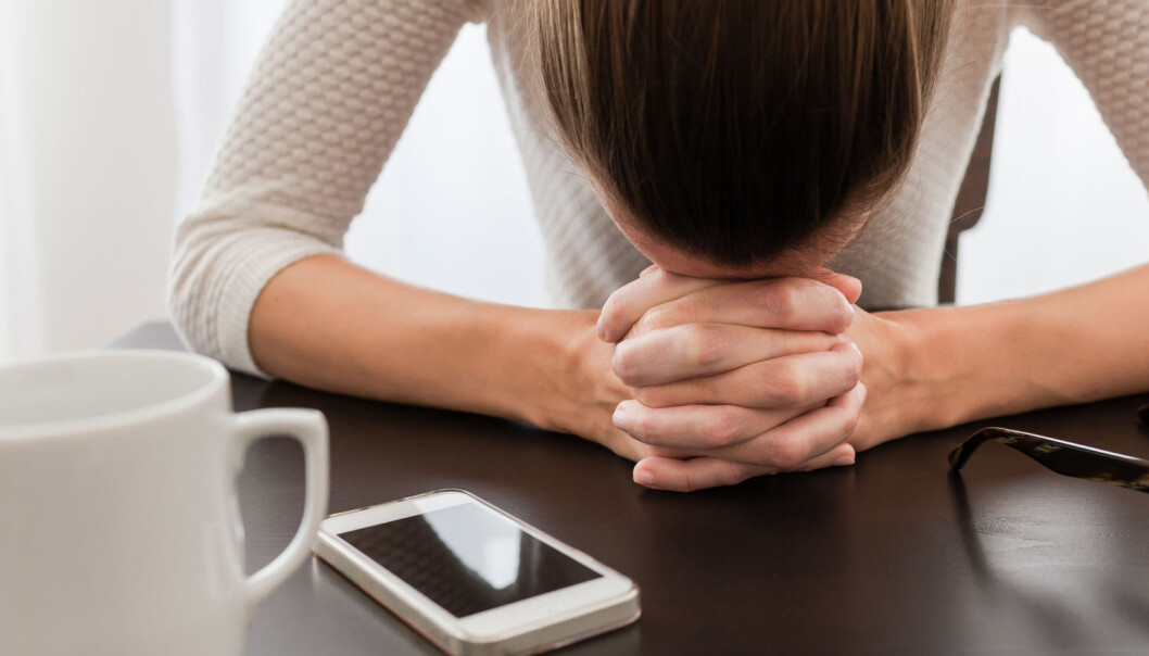 Forskere testet ulike taletjenester, for å finne ut hvordan de reagerte i krisesituasjoner. Resultatet var temmelig varierende. (Foto: KieferPix / Shutterstock / NTB scanpix) Forskere testet ulike taletjenester, for å finne ut hvordan de reagerte i krisesituasjoner. Resultatet var temmelig varierende. (Foto: KieferPix / Shutterstock / NTB scanpix)