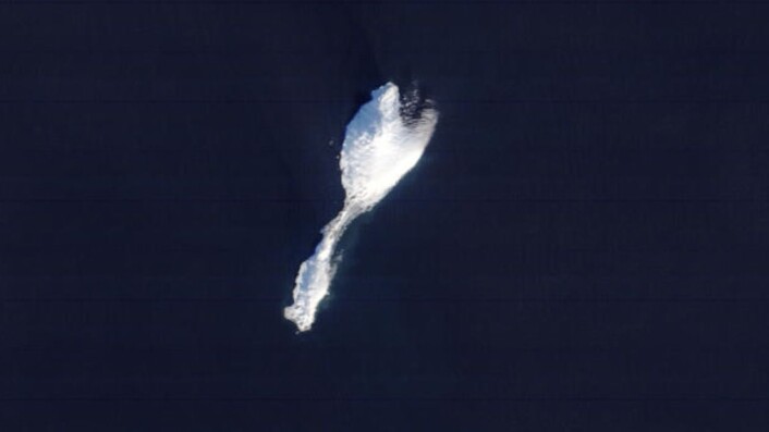 Det var skyfritt i Norskehavet da satellitten Terra passerte over Jan Mayen fredag 11 mars. (Bilde: NASA Terra MODIS) Det var skyfritt i Norskehavet da satellitten Terra passerte over Jan Mayen fredag 11 mars. (Bilde: NASA Terra MODIS)