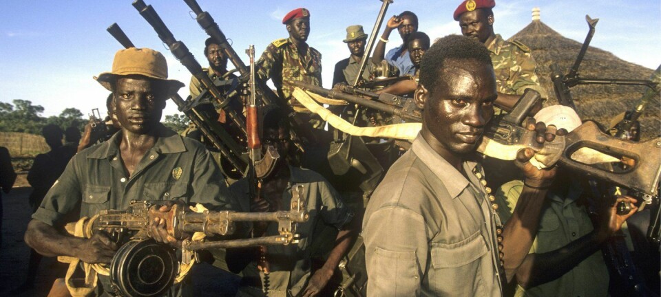 Det foregår mange interessante fredsprosesser i regi av Den afrikanske union, men som ikke nødvendigvis foregår slik FNs fredsbevarende styrker har jobbet. Dette bildet er av opprørere fra Sudan People Liberation Army.  (Foto: Hartmut Schwarzbach, Argus, Samfoto, NTB scanpix)