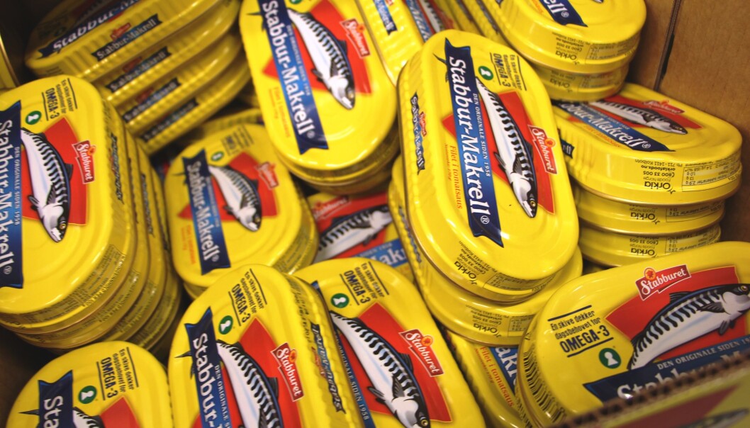 Både kvalitet på fettsyrene, vitamin D- og proteininnholdet er nøye analysert i makrell i tomat. Bildet viser makrell fra Stabburet, men fisk fra flere leverandører var med i forsøkene. (Foto: Christina Benjaminsen) Både kvalitet på fettsyrene, vitamin D- og proteininnholdet er nøye analysert i makrell i tomat. Bildet viser makrell fra Stabburet, men fisk fra flere leverandører var med i forsøkene. (Foto: Christina Benjaminsen)