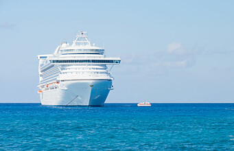 Cruise tourists spend less