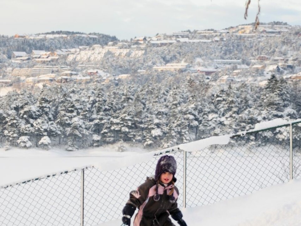 Colder winters give more snow, but Norwegian kids are not unhappy. (Photo: Colourbox)
