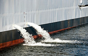 How to deal with ballast water