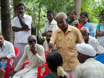 ClimaAdapt uses an integrated science-stakeholder-policy approach to develop an adaptation framework for water and agriculture sectors in India. In this photo stakeholders can be seen discussing the issues at hand. (Photo: Ragnar Våga Pedersen, Bioforsk)