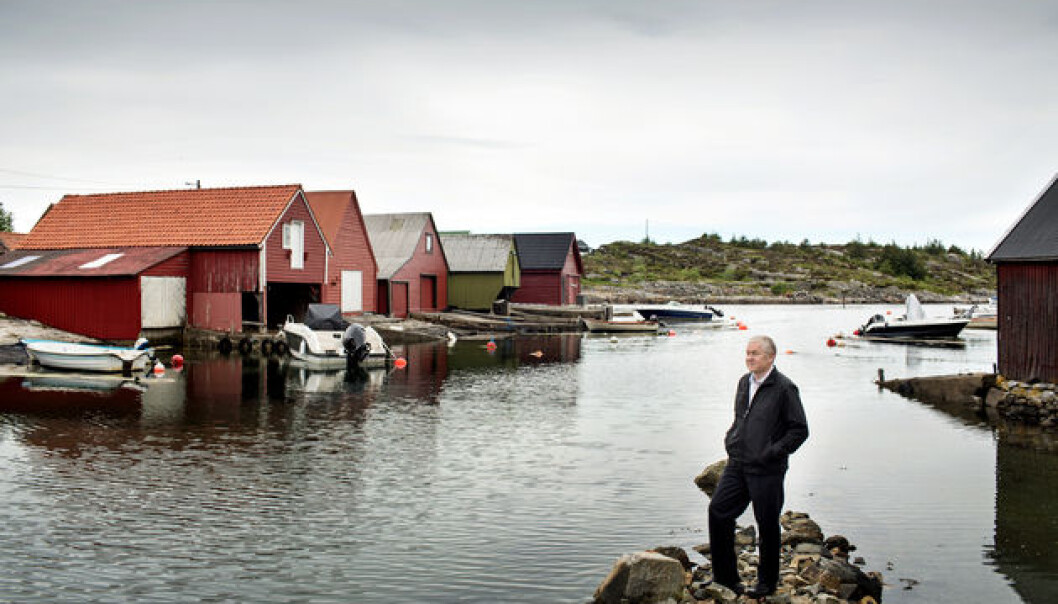Nils Kolle takes in the view at Sotra, an island 20 minutes drive west of Bergen. In this area people were reliant on the fisheries, a few farm animals, and a patch of land. People rowed by boat to Bergen city centre several times a week to sell fresh fish. (Photo: Eivind Senneset) Nils Kolle takes in the view at Sotra, an island 20 minutes drive west of Bergen. In this area people were reliant on the fisheries, a few farm animals, and a patch of land. People rowed by boat to Bergen city centre several times a week to sell fresh fish. (Photo: Eivind Senneset)