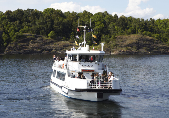 Avfall kan bli til verdifulle ressurser. Kollektivselskapet Ruter la nylig om til fornybar Diesel på alle sine ferjer i Oslofjorden. (Foto: Ruter) Avfall kan bli til verdifulle ressurser. Kollektivselskapet Ruter la nylig om til fornybar Diesel på alle sine ferjer i Oslofjorden. (Foto: Ruter)