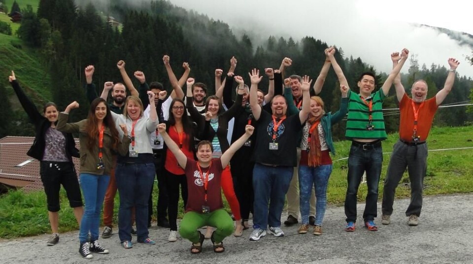 Studenter på romskole i de østerrikske alper i 2014. Her er Team Orange, som utformet et prosjekt som skulle forske på de geologiske prosessene i overflaten på Venus. (Foto: 2014 MA Jakob / Summer School Alpbach FFG)