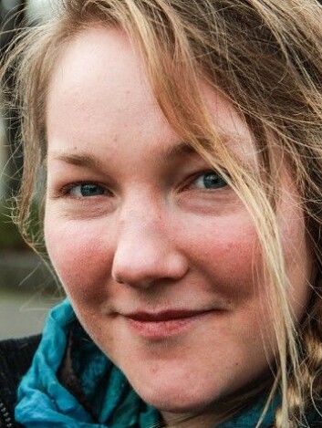 Tuva Maria Martinussen fikk diagnosen bipolar for tre år siden. (Foto: Cathrine Gaukerud/NRK.) Tuva Maria Martinussen fikk diagnosen bipolar for tre år siden. (Foto: Cathrine Gaukerud/NRK.)