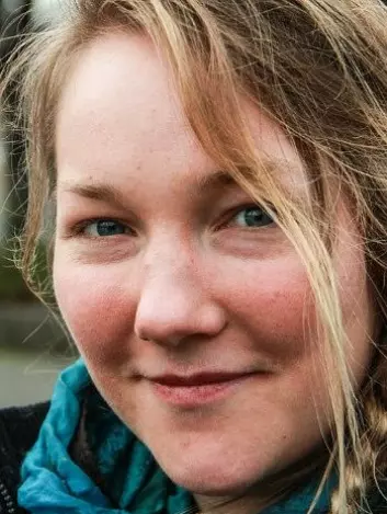 Tuva Maria Martinussen fikk diagnosen bipolar for tre år siden. (Foto: Cathrine Gaukerud/NRK.)