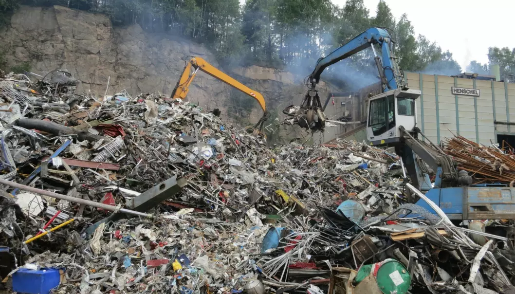 Bilvrak og metallavfall klar for gjenvinning, men hva finnes av miljøgifter her? (Foto: NGI)
