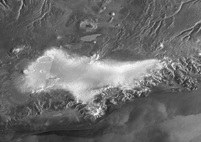 Vatnajøkull på Island sett fra radarsatellitten Sentinel-1A på morgenkvisten fredag 5. februar. (NB: Kartprojeksjonen her er litt sær). (Bilde: Copernicus Sentinel data 2016) Vatnajøkull på Island sett fra radarsatellitten Sentinel-1A på morgenkvisten fredag 5. februar. (NB: Kartprojeksjonen her er litt sær). (Bilde: Copernicus Sentinel data 2016)