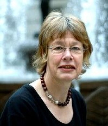 Professor Anne Hellum ved Institutt for offentlig rett ved Universitetet i Oslo leder forskningsprosjektet «Kjønnsidentitet og seksuell orientering i internasjonal og nasjonal rett». (Foto: Ola Sæther) Professor Anne Hellum ved Institutt for offentlig rett ved Universitetet i Oslo leder forskningsprosjektet «Kjønnsidentitet og seksuell orientering i internasjonal og nasjonal rett». (Foto: Ola Sæther)