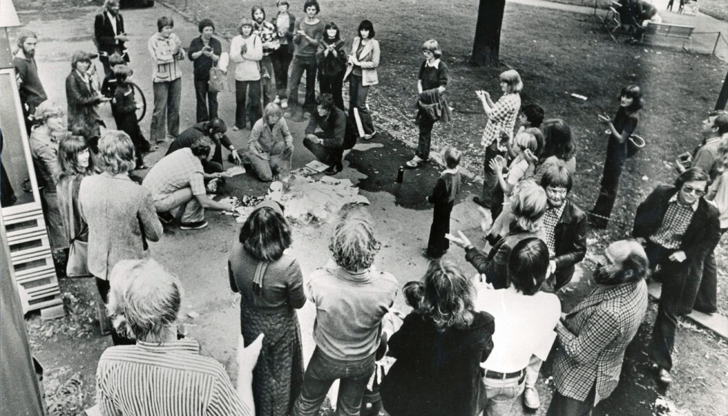 Porn magazines are burnt in public for the first time, Oslo 27 August 1977. (Photo: Klassekampen) Porn magazines are burnt in public for the first time, Oslo 27 August 1977. (Photo: Klassekampen)