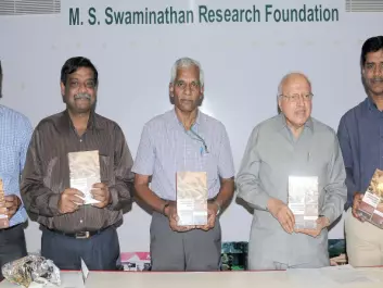 From the book launch (left to right): Dr. K. Krishna Reddy, Dr. Ajay K Parida, Dr. K. Palanisami, Prof. M.S. Swaminathan and Dr. N. Udaya Sekhar. (Photo: Ragnar Våga Pedersen)