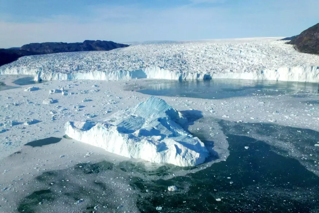 Forskere i Bergen og Tromsø har funnet ut at oppsprekkingen av det eurasiske isdekket oppstod i havområdene.